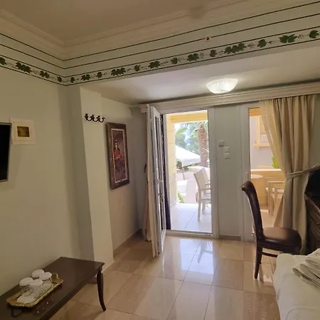 Enavlion Hotel