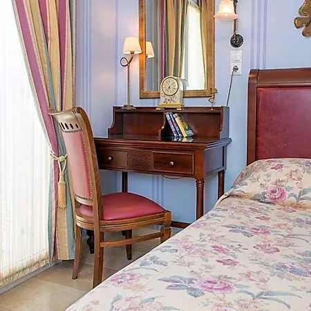 Enavlion Hotel