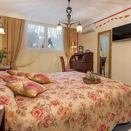 Enavlion Hotel 4*