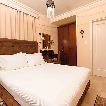 Hotel Enavlion