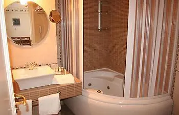 Enavlion Hotel 4*