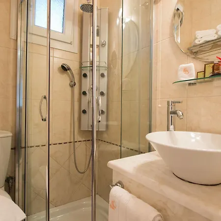 Enavlion מלון 4*